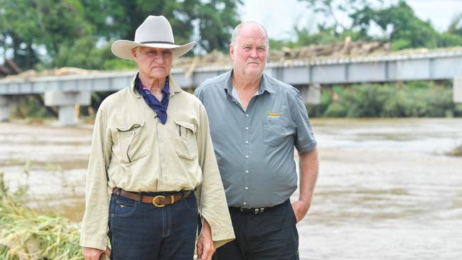 Bob Katter (left), with transport company owner Les Blennerhassett, said the reinsurance pool scheme ‘just didn’t work’. Picture: Scott Radford-Chisholm