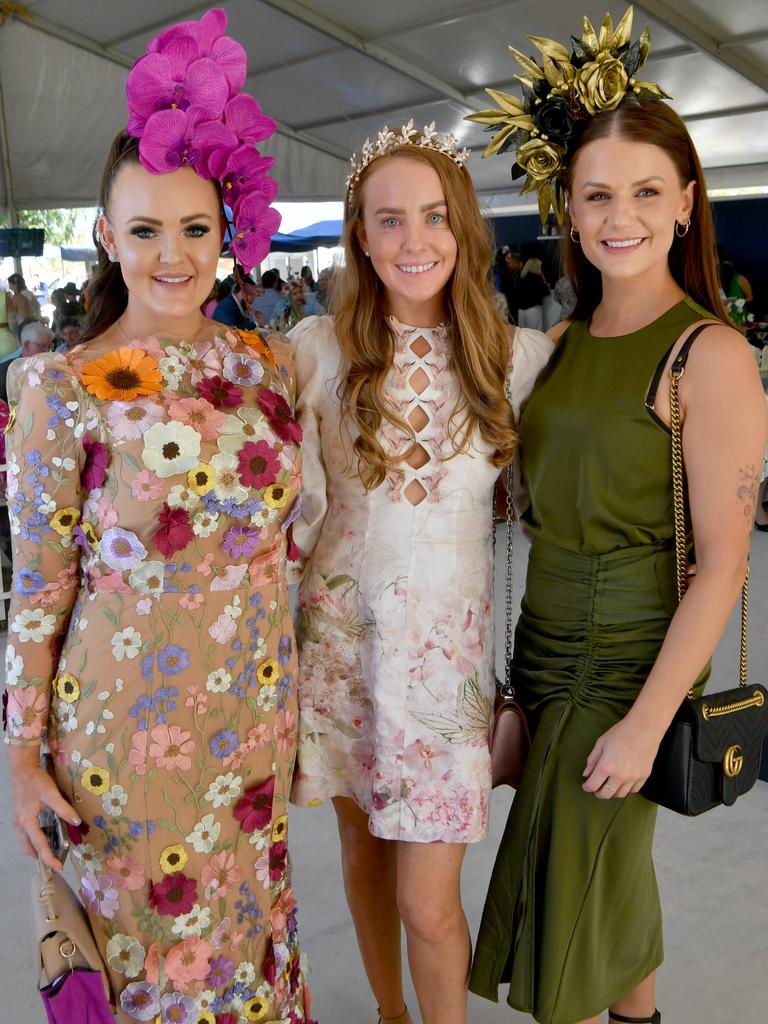 Burdekin Growers Race Day: Gallery Of 100-plus Fashion Photographs 