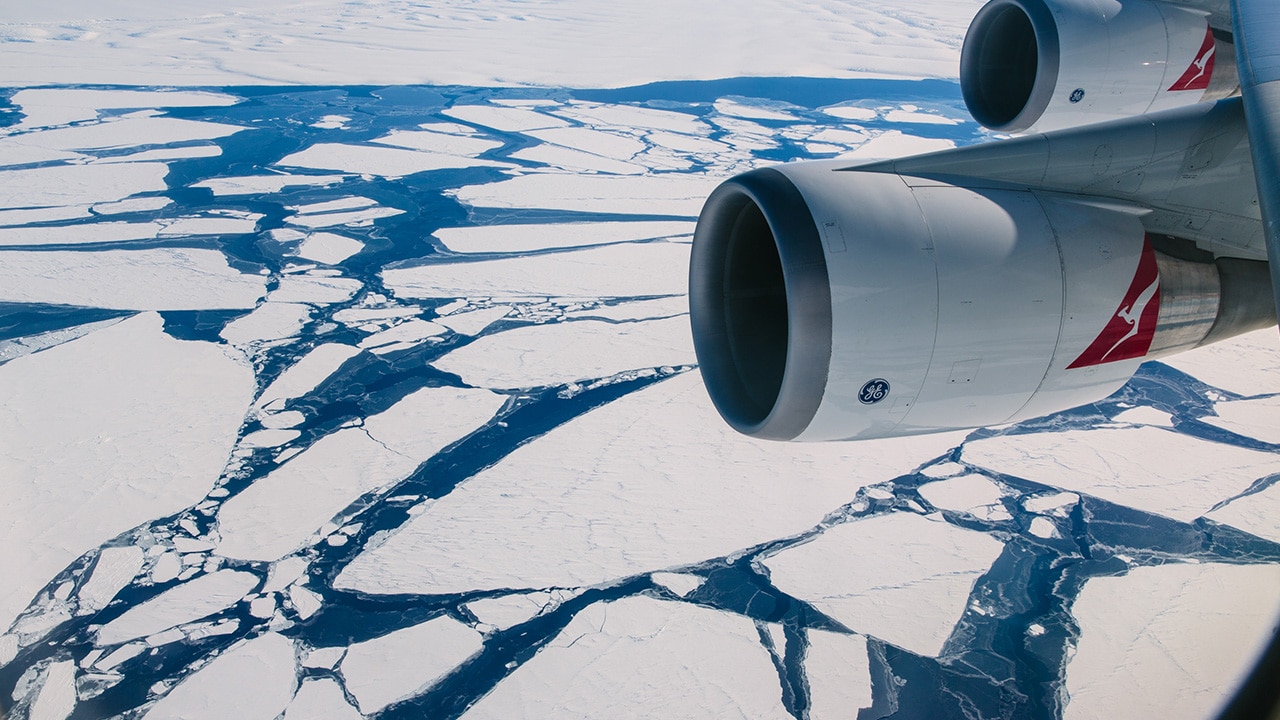 Antarctic Flights offers tours on board a Qantas 787 Dreamliner.