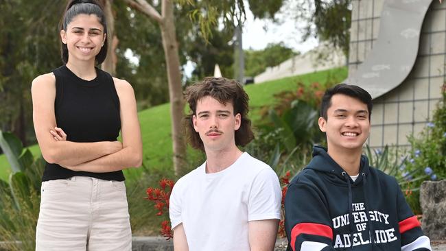 13/12/23. Uni offers liftout - Courtney Bouzikos (Uni SA) , Tom Shearing (Flinders Uni) and Alex Vu (The University of Adelaide).Picture: Keryn Stevens