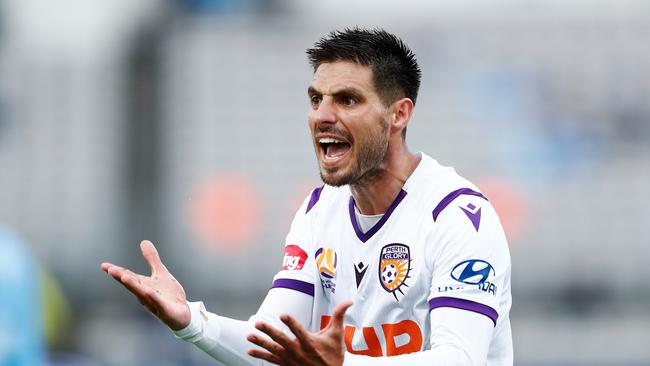 Bruno Fornaroli of the Glory reacts during the Round 23 A-League match between Sydney FC and Perth Glory at Netstrata Jubilee Stadium in Sydney, Saturday, March 14, 2020. (AAP Image/Brendon Thorne) NO ARCHIVING, EDITORIAL USE ONLY