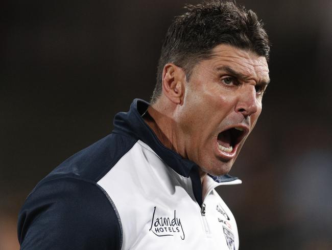 SYDNEY, AUSTRALIA - APRIL 24: Trent Barrett head coach of the Bulldogs reacts during the round seven NRL match between the Cronulla Sharks and the Canterbury Bulldogs at Netstrata Jubilee Stadium, on April 24, 2021 in Sydney, Australia. (Photo by Jason McCawley/Getty Images)