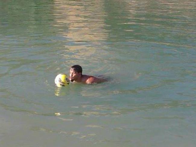 Despite fears the water is contaminated, more than 600 people are believed to have swum at Gasfa Beach in the past three weeks.
