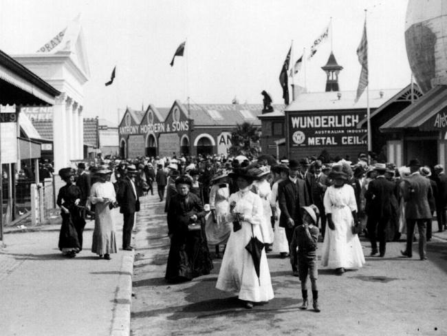 Crowds at the 1911 Royal Easter Show, Moore Park. Picture: State Library of NSW