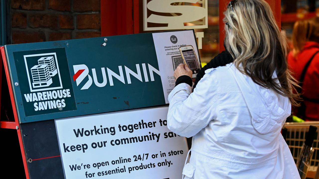 Bunnings – banned in Victoria but open in other lockdowns. Picture: NCA NewsWire/Bianca De Marchi