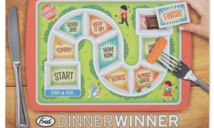 Fred and Friends Dinner Winner Kids Fun Board Game Plate Tray Meal Time Set