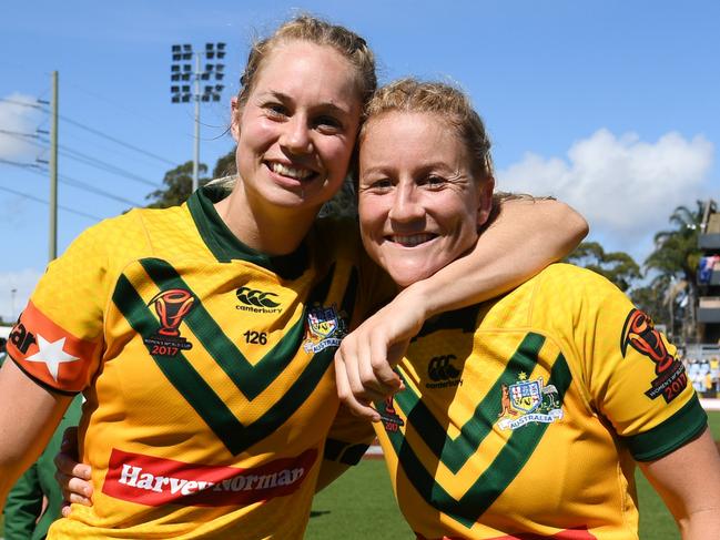 Kezie Apps and Talesha Quinn  Womens RLWC Australia vs England at Southern Cross group Stadium  .Picture : NRL Photos / Gregg Porteous