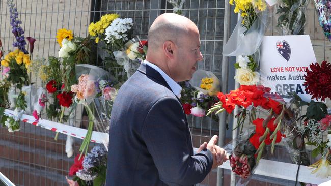 Josh Frydenberg pictured outside the synagogue. Picture: David Crosling