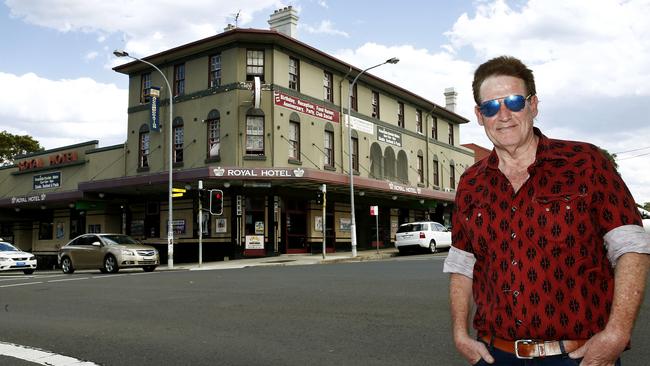 Previous owner Geoff Moulding outside the Royal Hotel Bondi. Geoff's family owned the pub for 40 years. Picture: John Appleyard