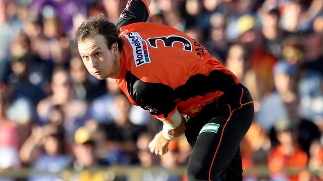 He’s tall, he’s a lefty, he’s fit – is Joel Paris a breakout contender in SuperCoach BBL this year?