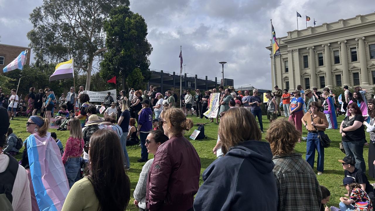 Hundreds marched through the Geelong CBD on Saturday morning demanding trans rights in the wake of “worry” both locally and abroad.