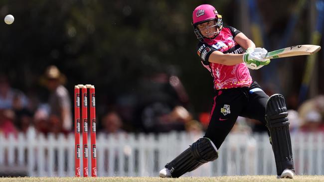 Alyssa Healy smashed the Scorchers’ bowlers all over Lilac Hill. Picture: Getty Images