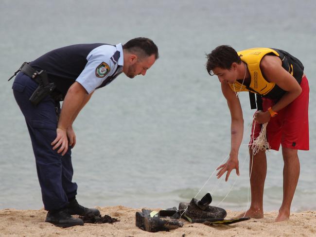 Scuba Diver Dies After Being Pulled From Manlys Shelly Beach Daily