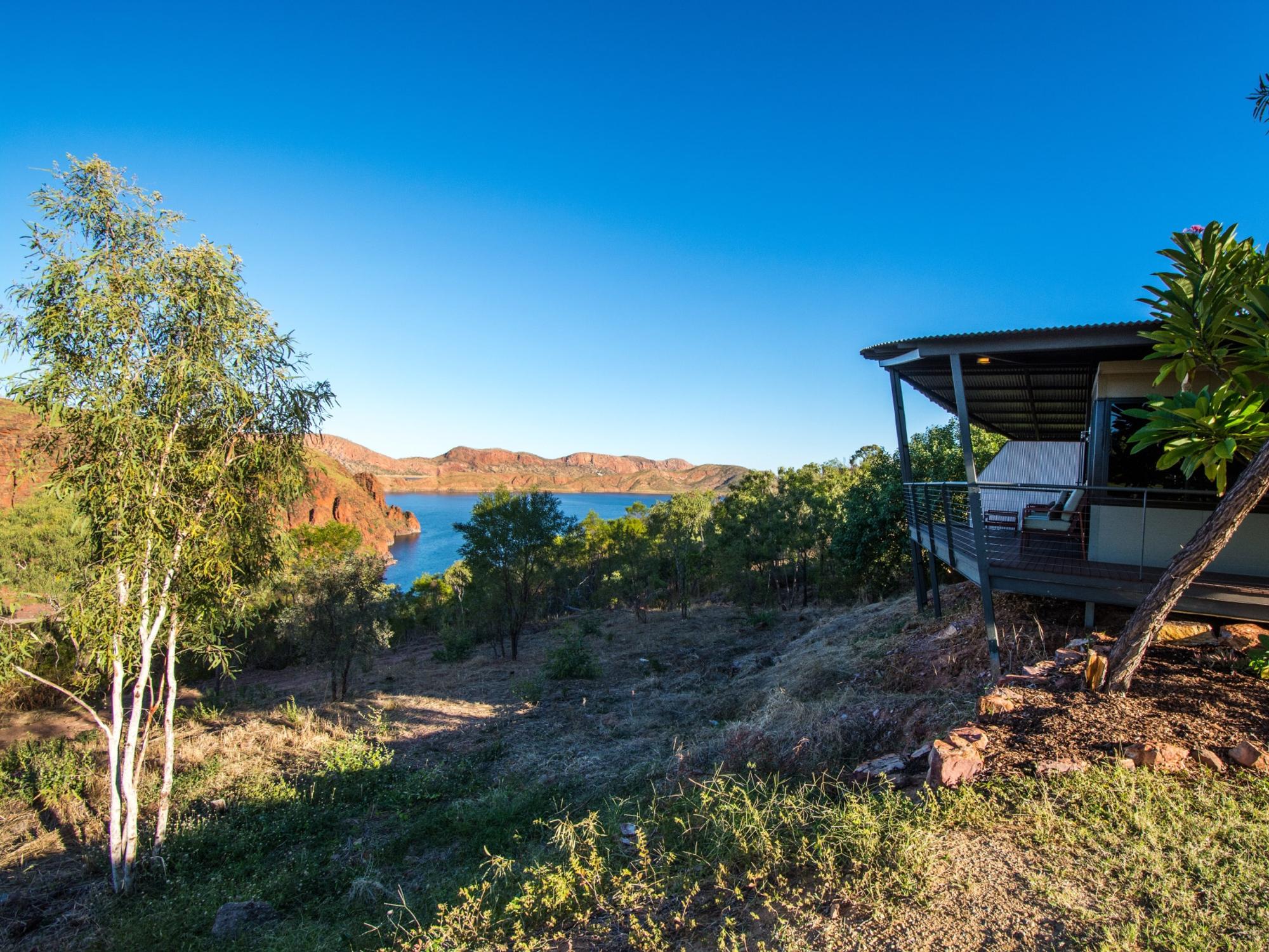 are dogs allowed at lake argyle