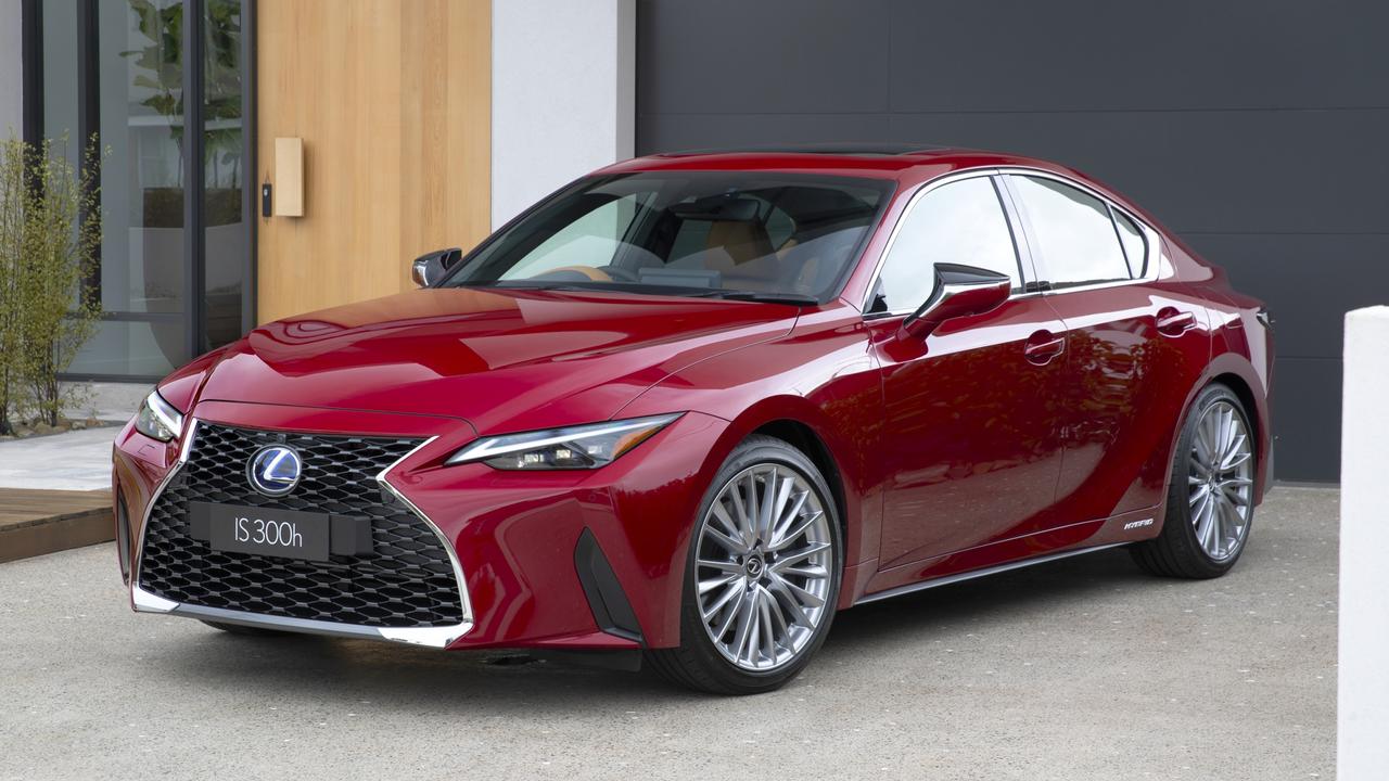 New Lexus IS300h review: Sporty hybrid is ultra efficient | The Courier ...