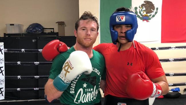 Bilal Akkawy (R) and superstar Canelo Alvarez ahead of the Australian's US debut.