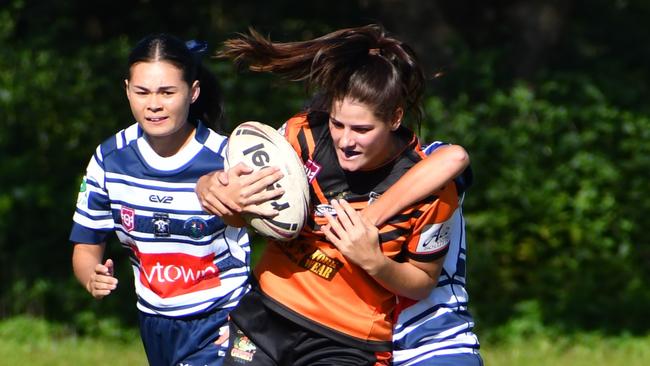 The Herbert River Crushers Women’s team drew 20-20 with Townsville Brothers in a hard-fought contest in Ingham on Saturday. Picture: Cameron Bates
