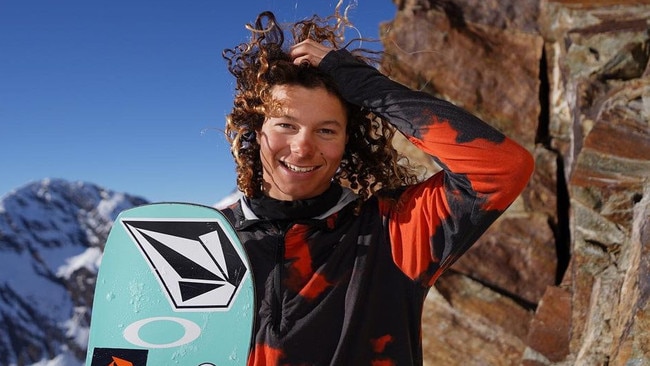 Aussie snowboarder Valentino Guseli has broken a world record set by Sean White.