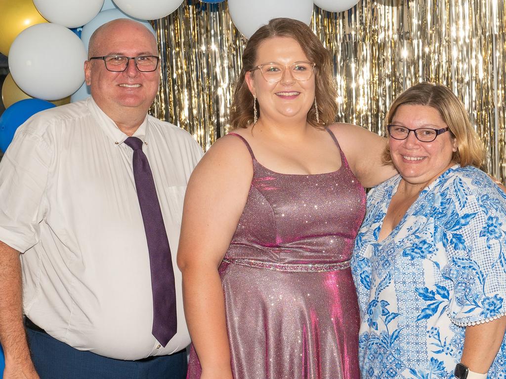 Matthew Pearce, Jazmine Johnson and Jodie Pearce at Carlisle Adventist College Graduation dinner, Thursday 16 November 2023 Picture:Michaela Harlow