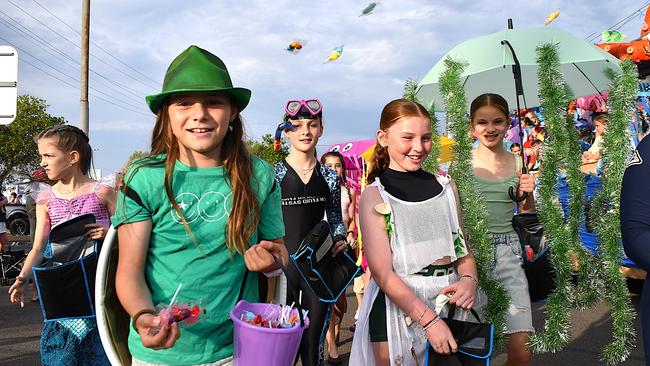 Ingham State Primary School. Photographs from the Maraka Festival Street Parade around the Ingham central business district on Saturday. In an ‘Under the Sea’-themed celebration of all things Hinchinbrook, school students, community organisations, emergency responders and contestants vying for the prized Queen and Princess titles paraded around Rotary Park in the centre of the town. Picture: Cameron Bates