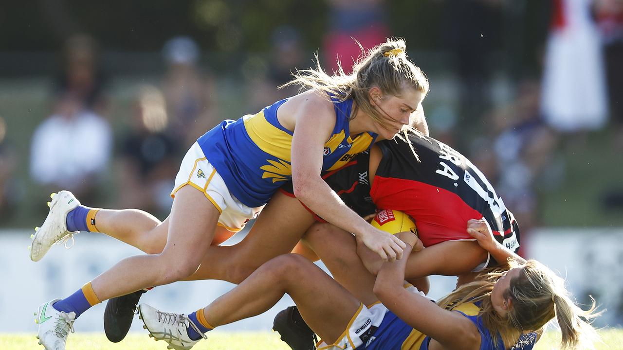 Carlton players will be among those allowed to fly into WA without quarantining over the weekend. (Photo by Daniel Pockett/Getty Images)