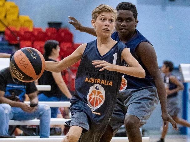 Gakkinga’s Robbie O’Brien on a drive to the basket. Picture: Celina Whan