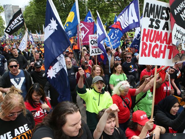 Union members rally in Melbourne. Picture: David Crosling