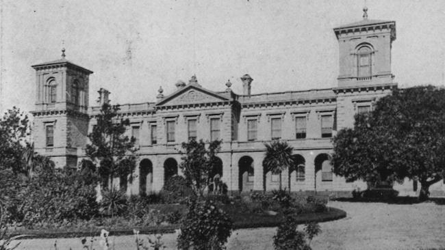 Wesley College in St Kilda circa 1900-1919.