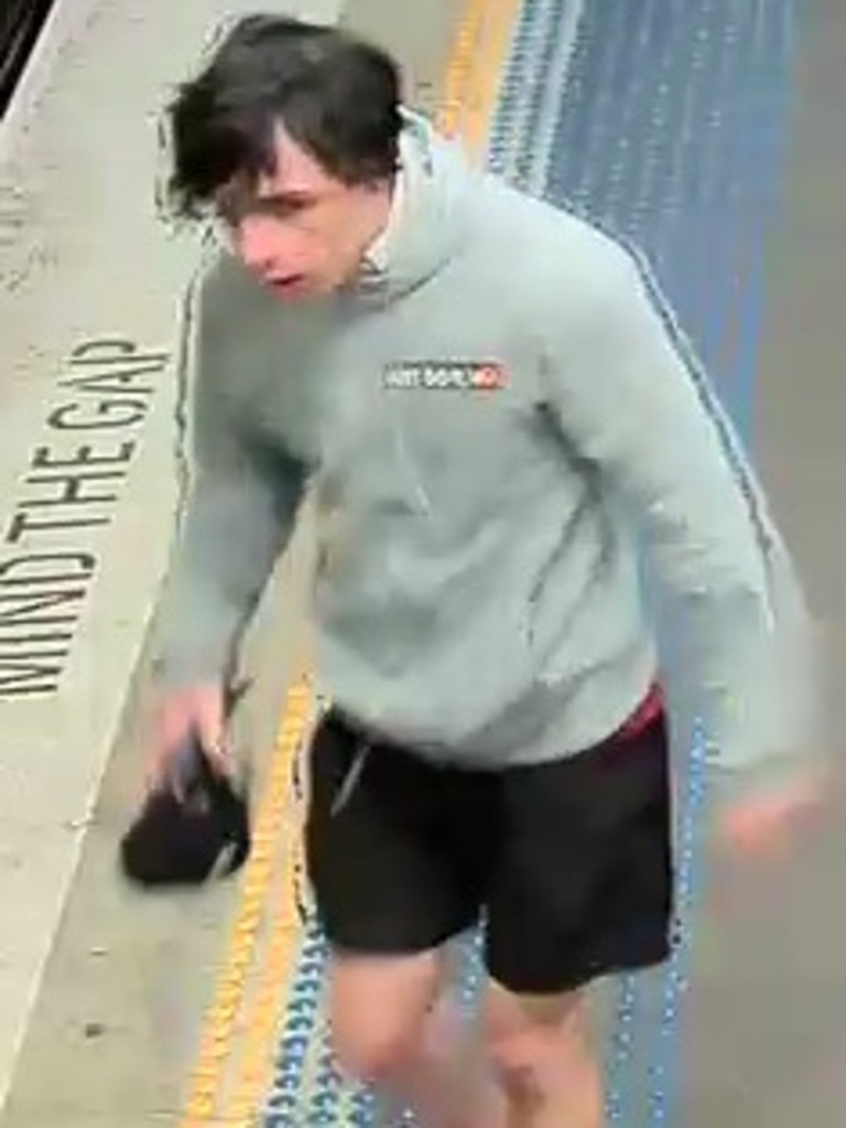 Strathfield, NSW: Police release CCTV images of man they want to speak ...