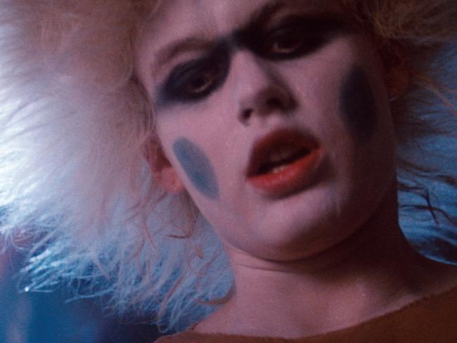 Remember her? ... Daryl Hannah played one of the ‘replicants’ in Blade Runner, alongside Rutger Hauer.