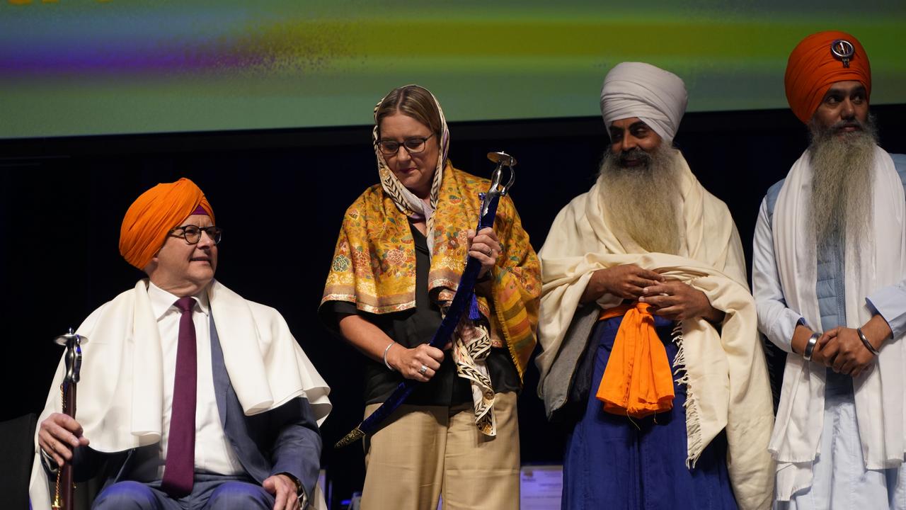 Prime Minister Anthony Albanese and Victorian Premier Jacinta Allan join in the celebrations at the multicultural events in Melbourne for Vaisakhi. Picture: NCA NewsWire / Valeriu Campan