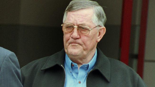 Kinniburgh outside the inquest into the murder of Alphonse Gangitano in 2002.