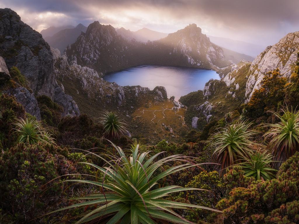 Dylan Toh showed off Tasmanian beauty in his photo ‘Cradle of Life’. Picture: Dylan Toh /The EPSON International Pano Awards