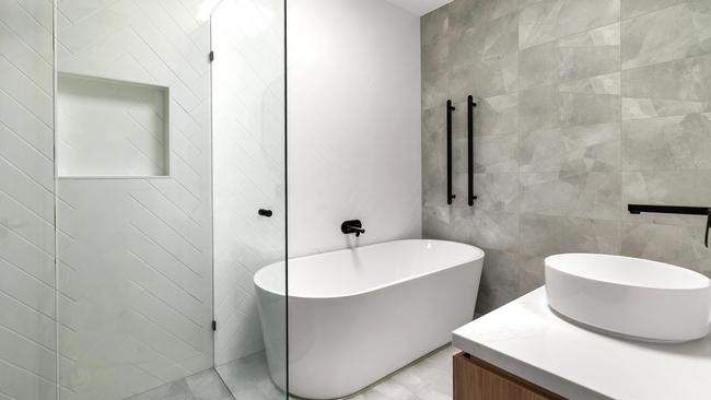 The pair have also had the South Yarra’ residence’s bathrooms updated.