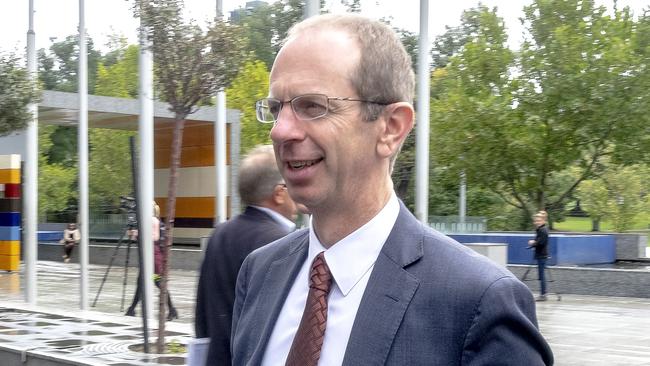 ASIC deputy chair Peter Kell leaves royal commission hearings in Melbourne. Pic: AAP