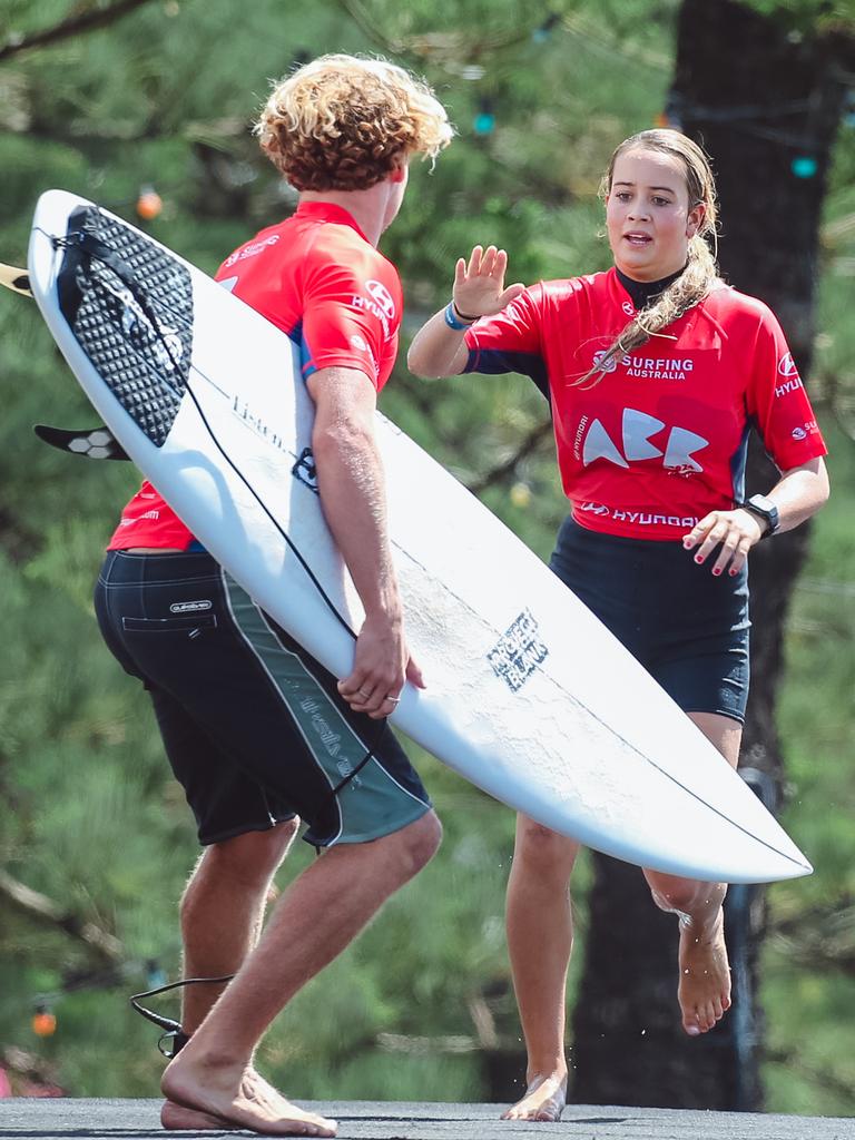 IN PHOTOS: Australian Boardriders Battle At Burleigh Heads | Gold Coast ...