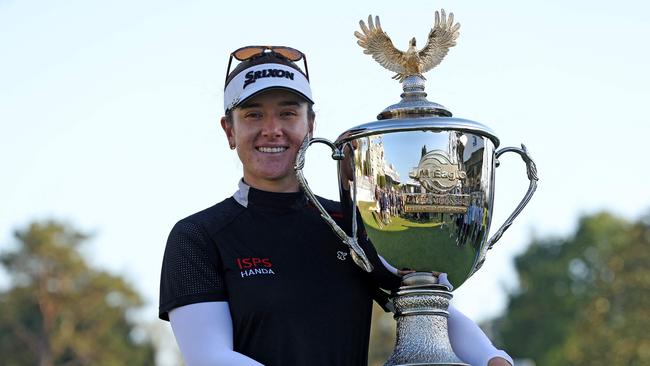 LOS ANGELES, CALIFORNIA - APRIL 28: Hannah Green of Australia poses with the trophy after winning the JM Eagle LA Championship presented by Plastpro at Wilshire Country Club on April 28, 2024 in Los Angeles, California. Harry How/Getty Images/AFP (Photo by Harry How / GETTY IMAGES NORTH AMERICA / Getty Images via AFP)