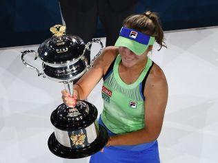 Sofia Kenin gets her hands on the Australian Open trophy for the first time.