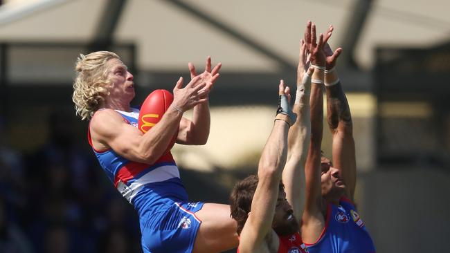 Cody Weightman starred as the Bulldogs piled on 55 points in the first quarter. (Photo by Daniel Pockett/Getty Images)