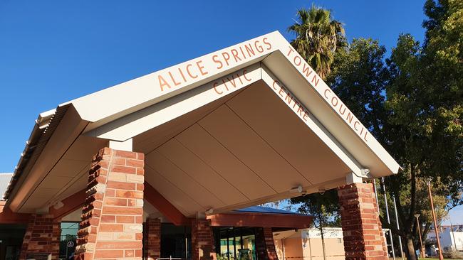 <span id="U7024383595522BH" style="letter-spacing:-0.009em;font-stretch:95%;">Four vacant Alice Springs Town Council councillor positions</span> <span id="U702438359552NiF" style="letter-spacing:-0.009em;font-stretch:95%;"> will not be filled yet</span>