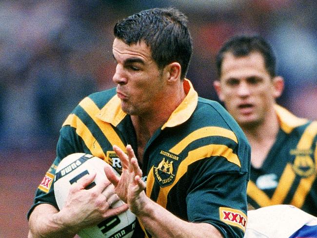 WEMBLEY, ENGLAND - OCTOBER 22:  Ian Roberts of the Kangaroos in action during the first rugby league Test match between England and the Australian Kangaroos held at Wembley Stadium October 22, 1994 in Wembley, England. (Photo by Anton Want/Getty Images)