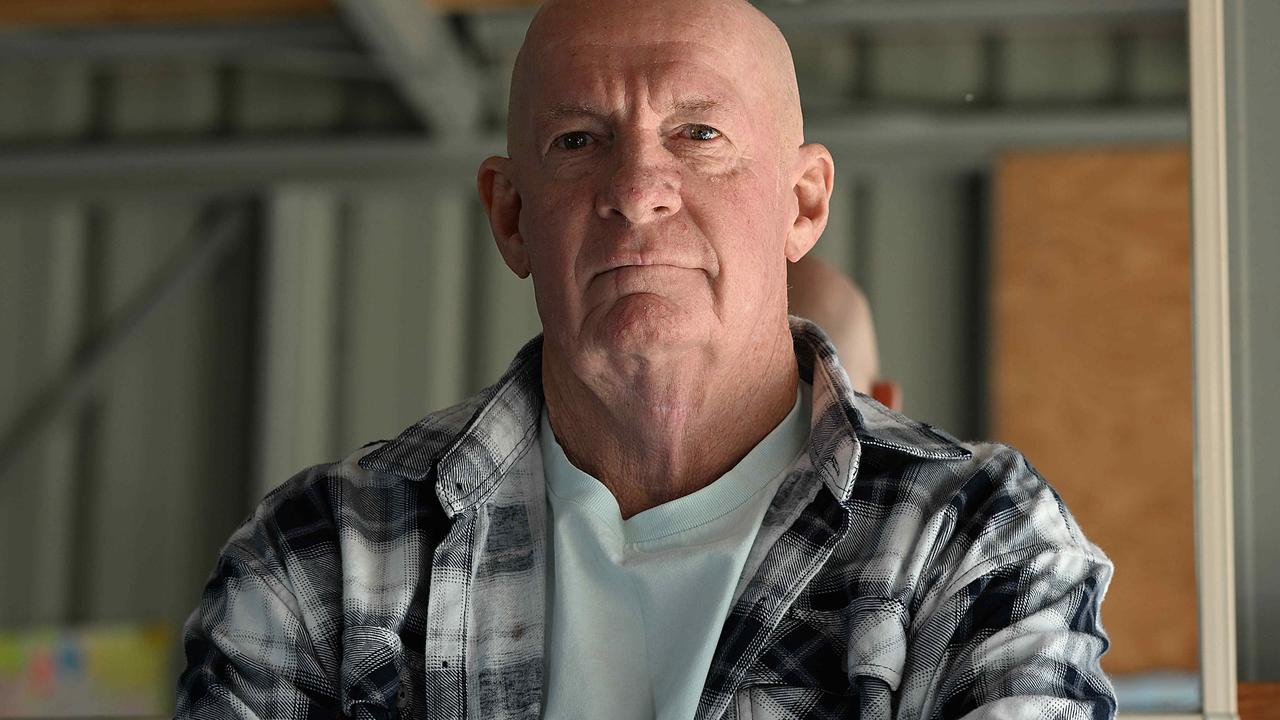 Corrupt former minister Nuttall dies at 71
