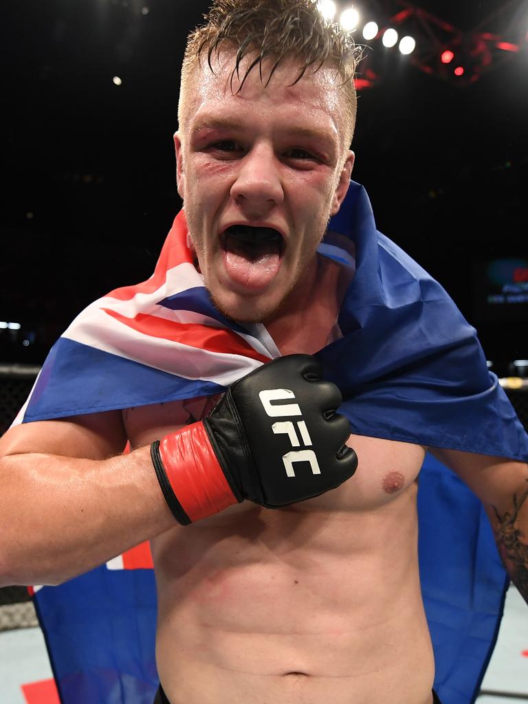 UFC Vancouver: Australian UFC prospect Jimmy Crute smells ...