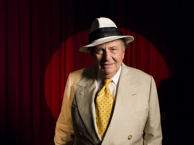 Barry Humphries - Adelaide Cabaret Festival 2015 - Photo by Claudio Raschella