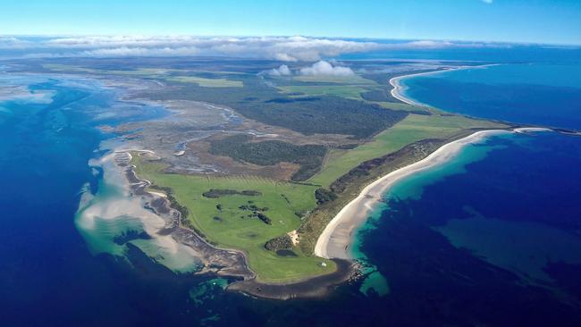 Robbins Island, far northwest Tasmania, where there are plans for a 100-turbine wind farm. Credit: Bob Brown Foundation.