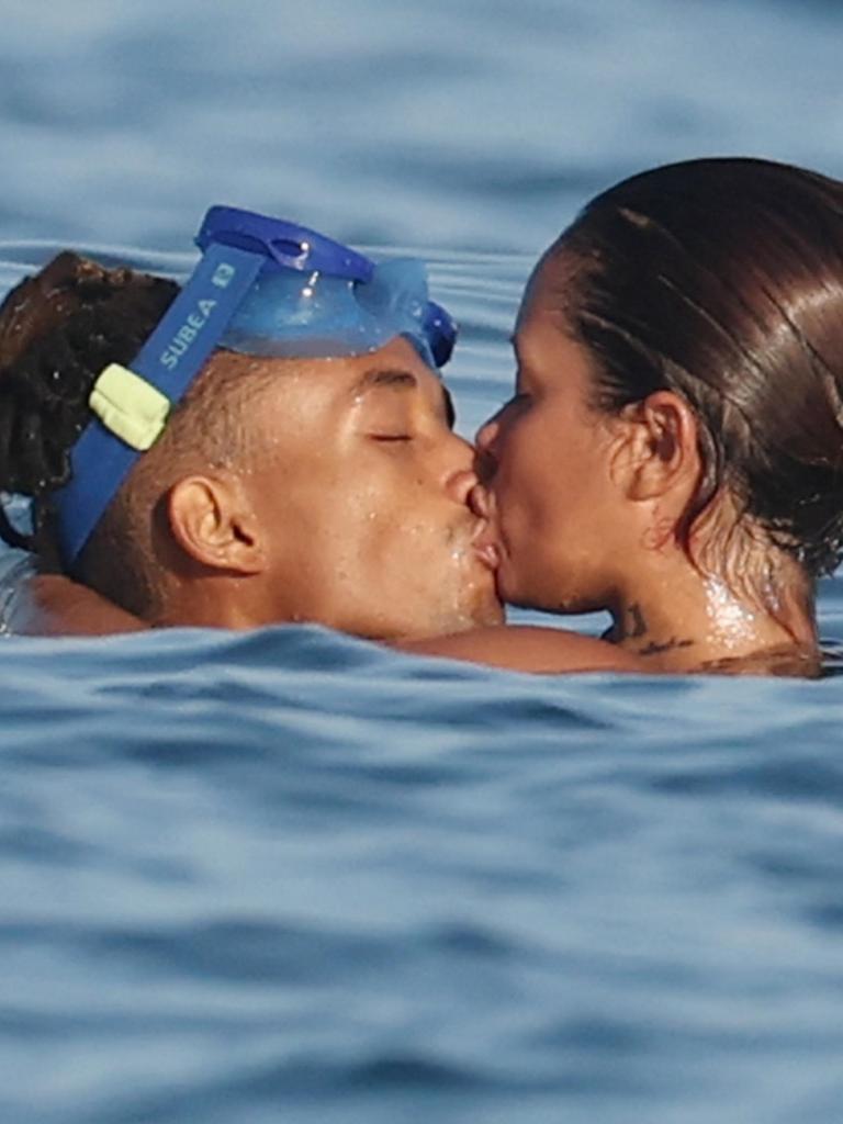 The two were seen kissing. Picture: Splash/Backgrid