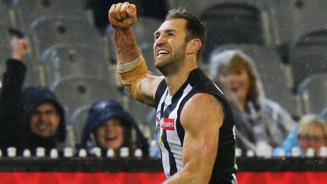 Travis Cloke is set to take on Collingwood in Round 1, 2017.