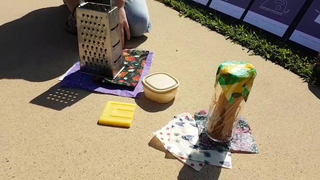 How to make a beeswax wrap