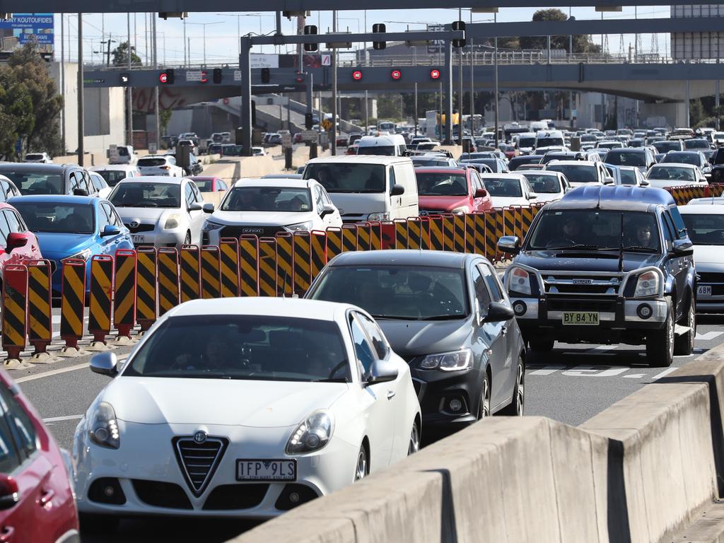 Despite most having concerns about congestion on Melbourne’s roads, the majority of Melburnians still use their private care to travel around the city. Picture: David Crosling