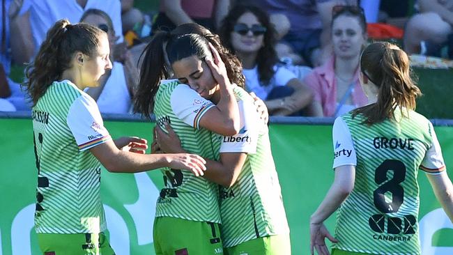 BRISBANE, AUSTRALIA - MARCH 30: Vesna MilivojeviÃâ¡ of Canberra United celebrates a goal during the A-League Women round 22 match between Brisbane Roar and Canberra United at Perry Park, on March 30, 2024, in Brisbane, Australia. (Photo by Jono Searle/Getty Images)